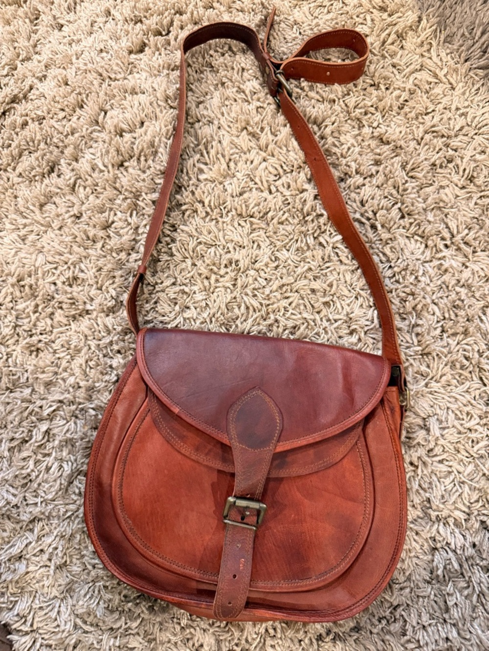 Classic Brown Leather Crossbody Bag - Timeless Saddle Style